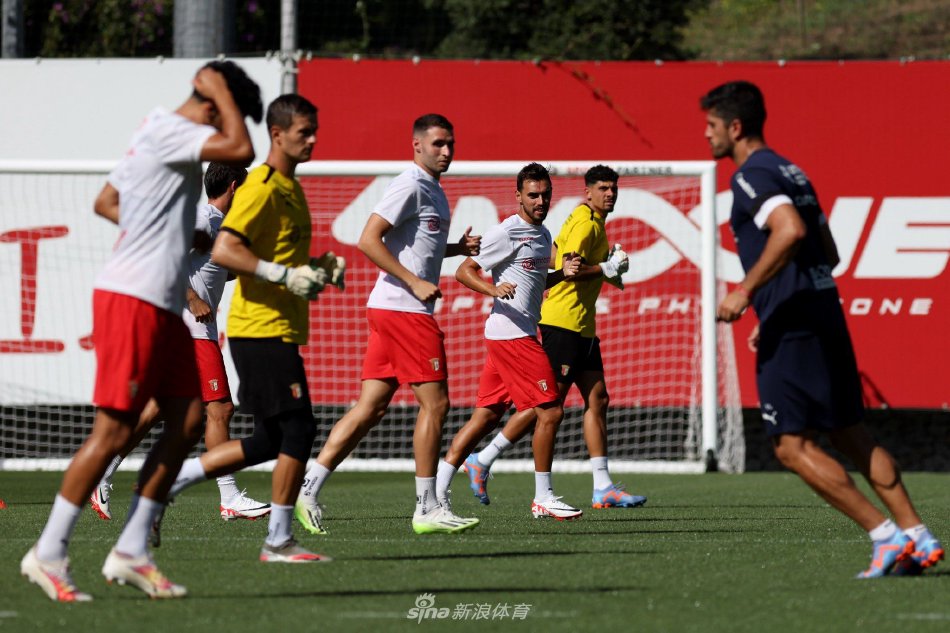 萨加盟日本 萨加盟日本