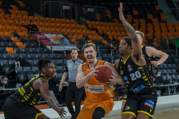 诺和巴洛特 诺和巴洛特